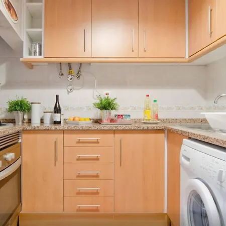 Rosa! Bairro Alto Concept Apartment Lisbon